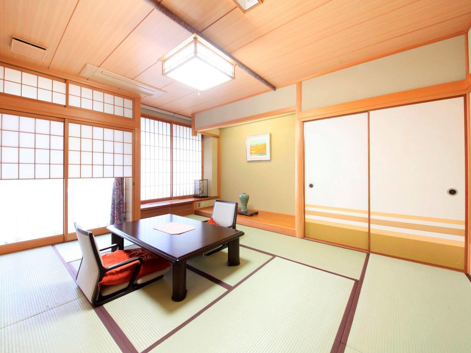 Hotel Kamogawaso Takehara Εξωτερικό φωτογραφία